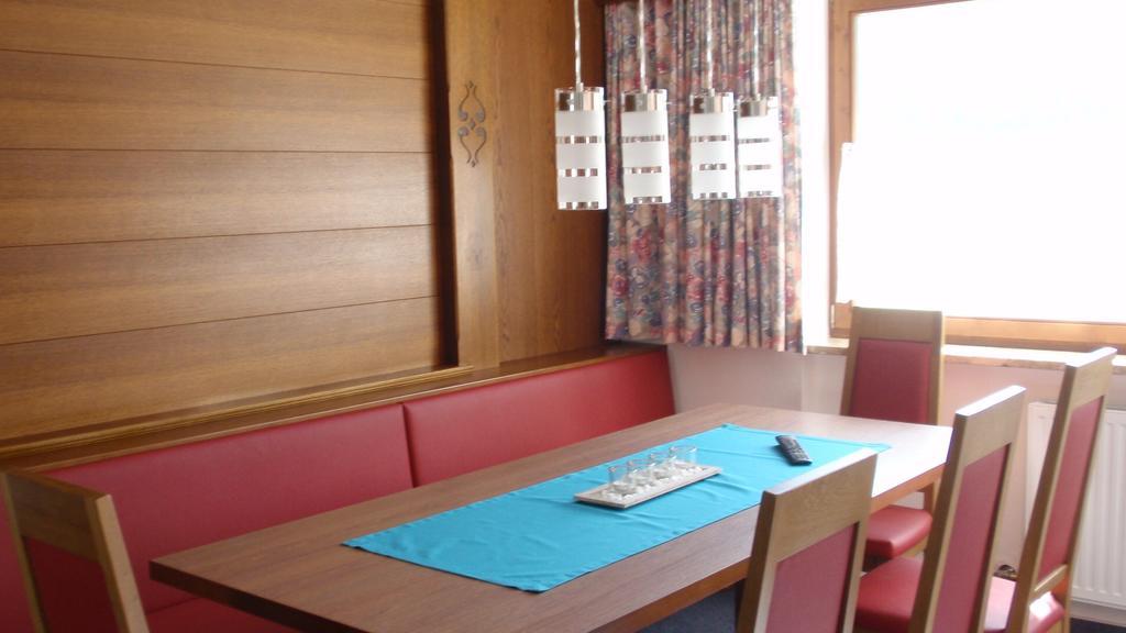 Alpenheim Mathias Apartment Solden Room photo